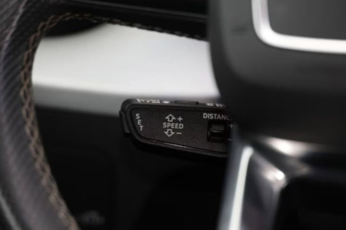 Audi Q2 Q2 35 TDI quattro S tronic S line Edition (7)