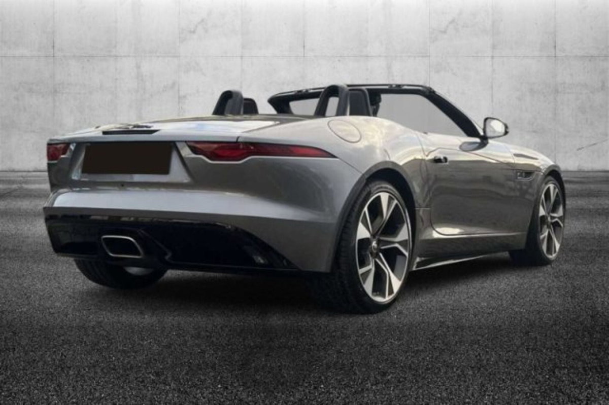 Jaguar F-Type Coupé 2.0 aut. Coupé R-Dynamic Black (2)