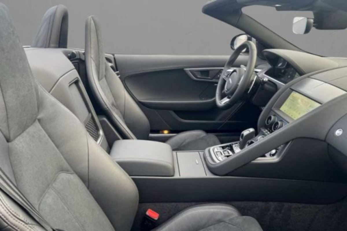 Jaguar F-Type Coupé 2.0 aut. Coupé R-Dynamic Black (6)