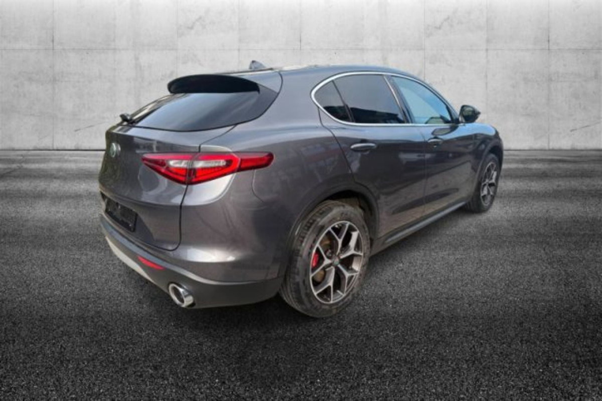 Alfa Romeo Stelvio Stelvio 2.0 Turbo 200 CV AT8 Q4 Super Business (3)