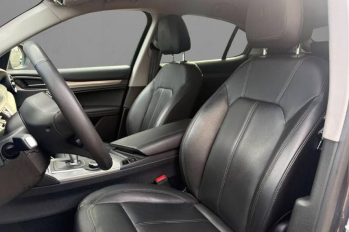 Alfa Romeo Stelvio Stelvio 2.0 Turbo 200 CV AT8 Q4 Super Business (7)