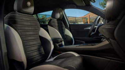 Alfa Romeo Tonale 1.3 phev Business Q4 270cv at6 nuova