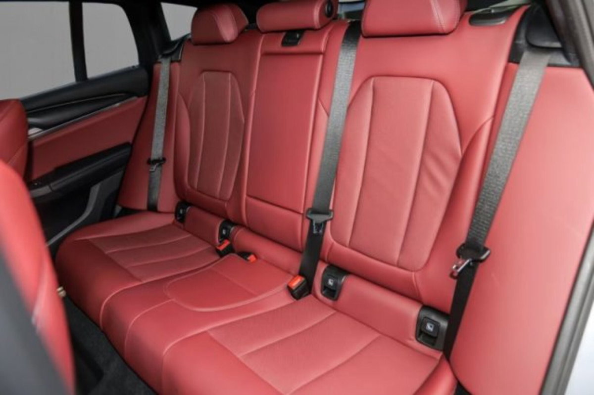 BMW X4 xdrive30i mhev 48V Msport auto (8)