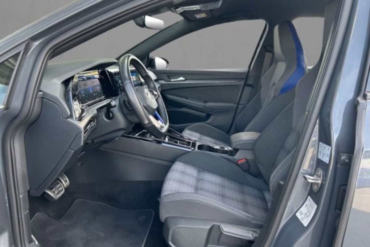 Volkswagen Golf 1.4 GTE DSG Plug-In Hybrid (5)