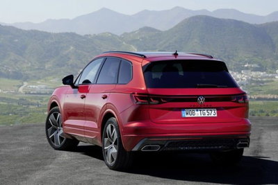 Volkswagen Touareg 3.0 V6 tdi scr R-Line Final Edition 231cv auto nuova