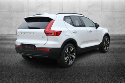Volvo XC40 B4 AWD automatico Ultimate Dark (3)