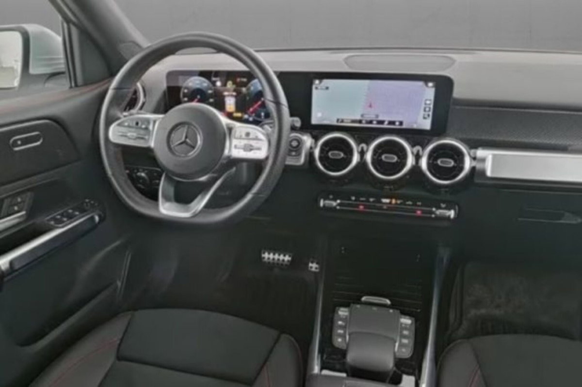 Mercedes-Benz GLB 180 d Automatic Premium (4)