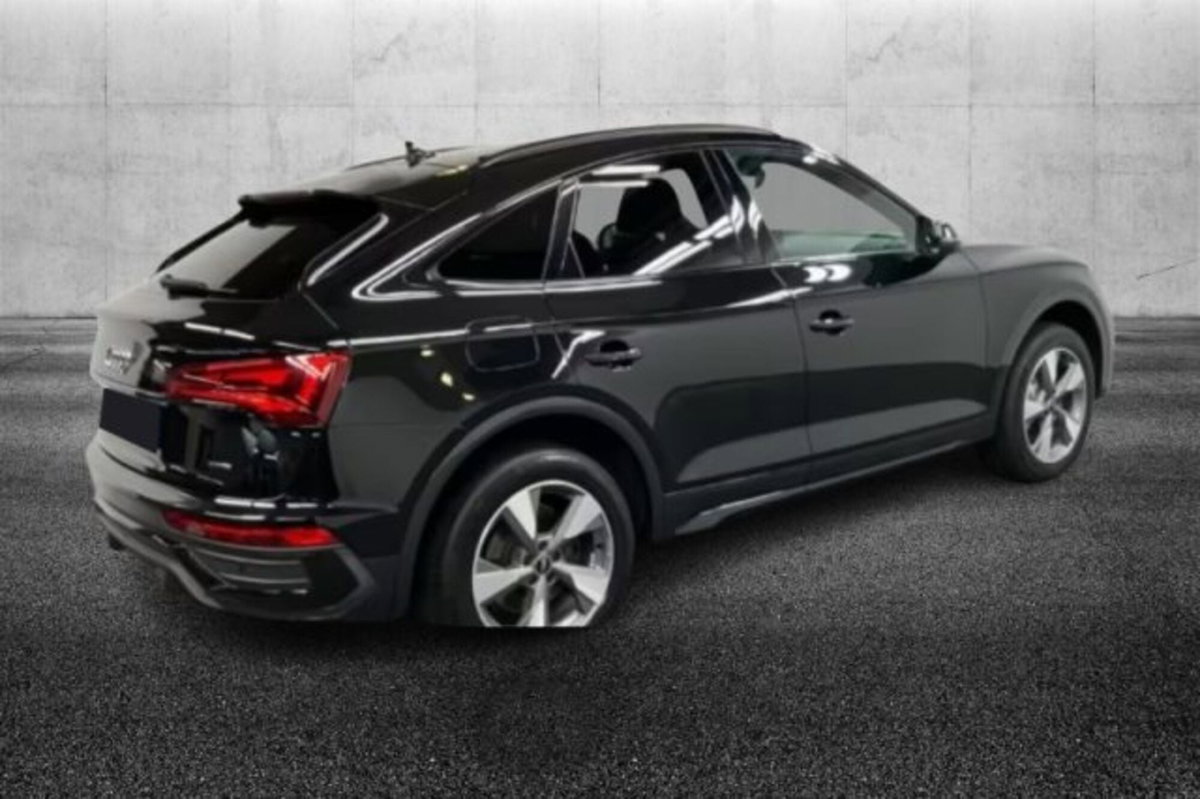 Audi Q5 Sportback 40 2.0 tdi mhev 12V Business Advanced quattro s-tronic (2)