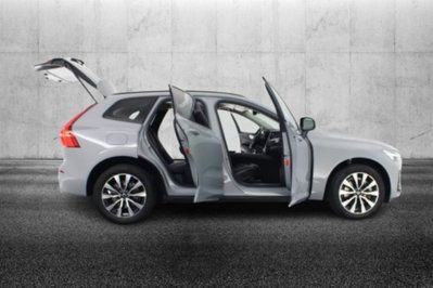 Volvo XC60 B4 automatico Plus Dark (6)