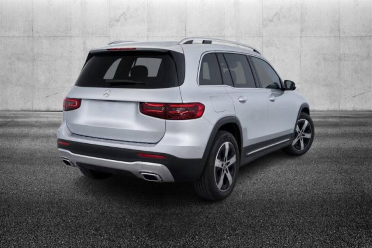 Mercedes-Benz GLB 200 d Progressive Advanced Plus auto (3)