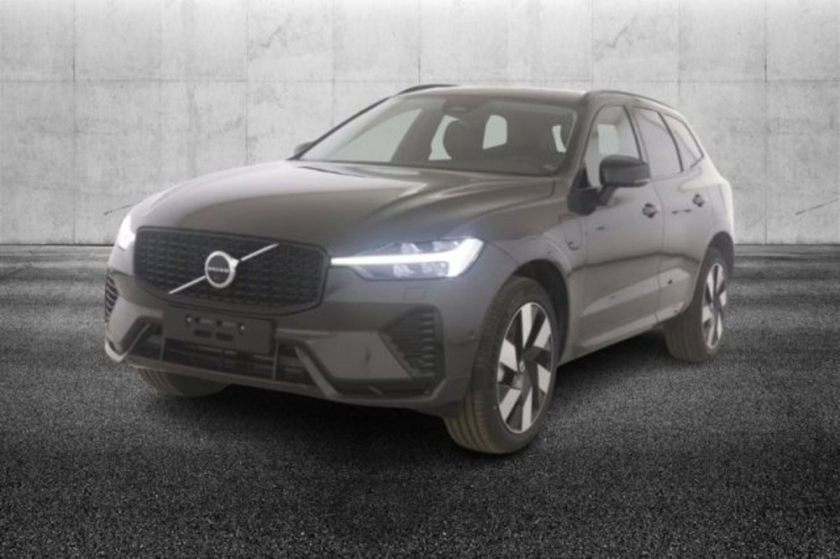 Volvo XC60 T8 Recharge AWD Plug-in Hybrid automatico Plus Dark