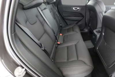 Volvo XC60 T8 Recharge AWD Plug-in Hybrid automatico Plus Dark (7)