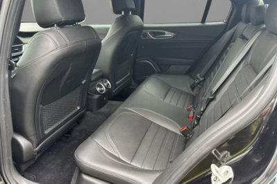 Alfa Romeo Giulia 2.0 Turbo 200 CV AT8 Sprint (7)