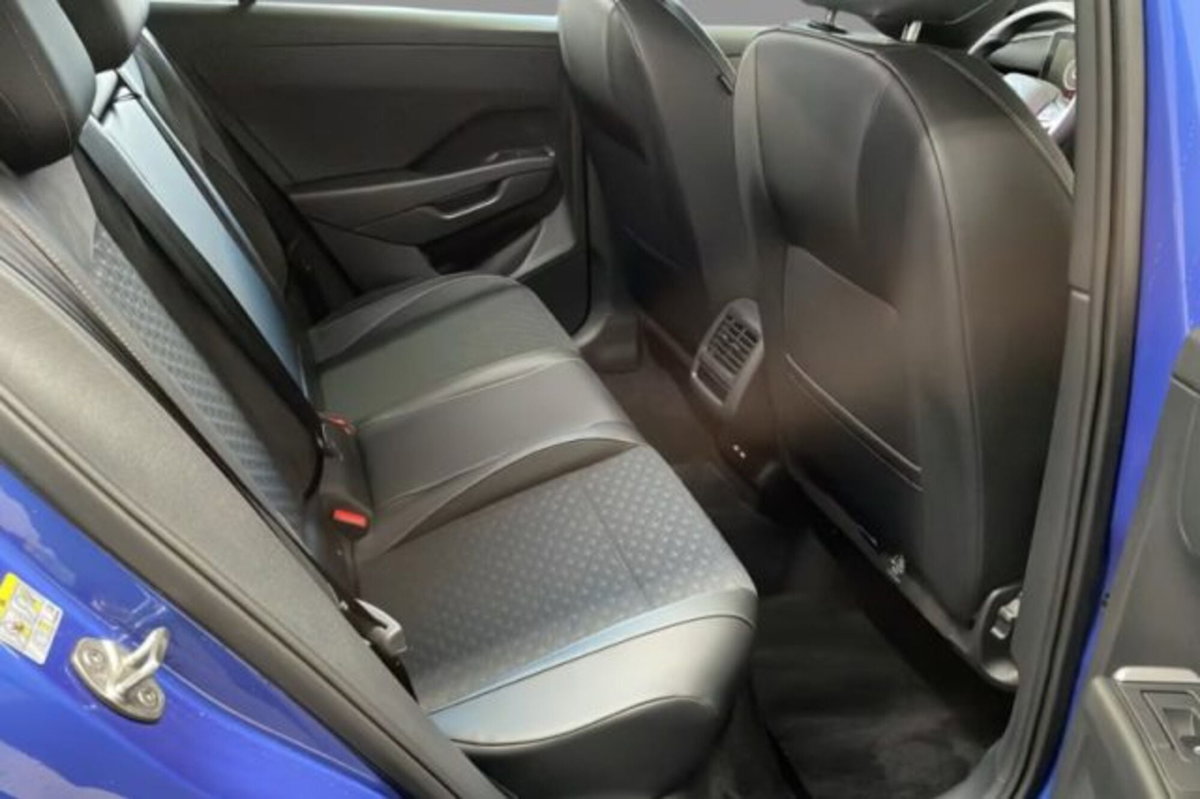 Volkswagen T-Roc 1.5 etsi R-Line 150cv dsg (8)