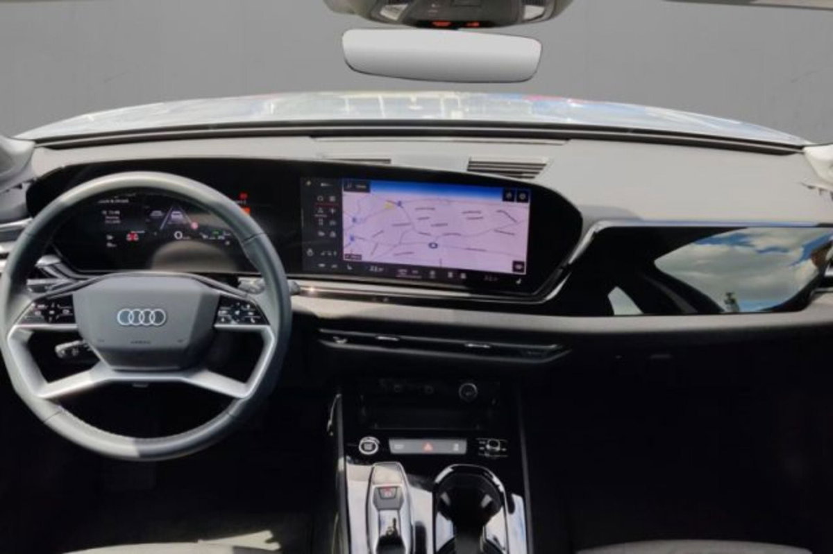 Audi A5 Avant 2.0 tdi mhev+ S line edition 204cv s-tronic (4)
