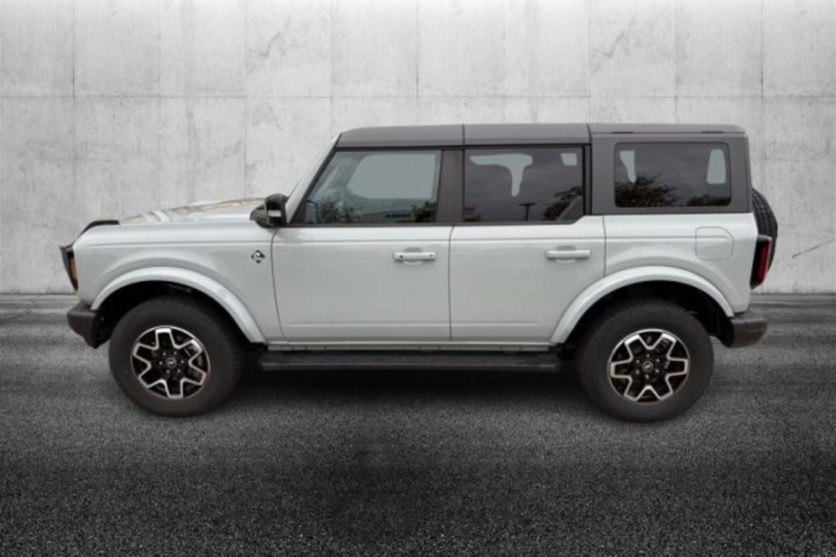 Ford Bronco 2.7 ecoboost V6 Outer Banks 4x4 335cv auto (4)