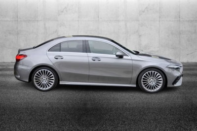 Mercedes-Benz Classe A Sedan 180 d AMG Line Premium Plus auto (5)