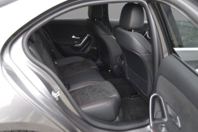 Mercedes-Benz Classe A Sedan 180 d AMG Line Premium Plus auto (8)