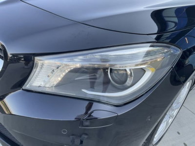 Mercedes-Benz CLA Shooting Brake 180 d Automatic Sport (4)