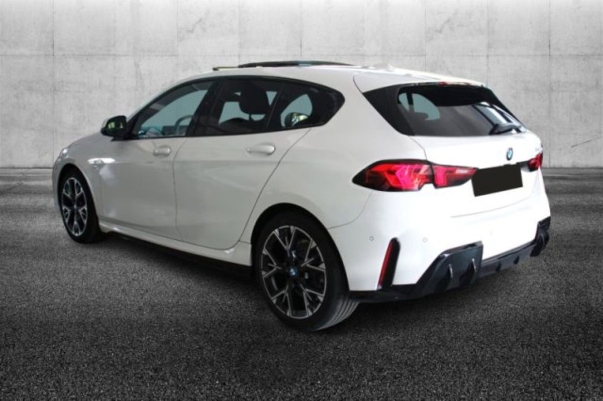 BMW Serie 1 120 48V MSport Pro auto (4)