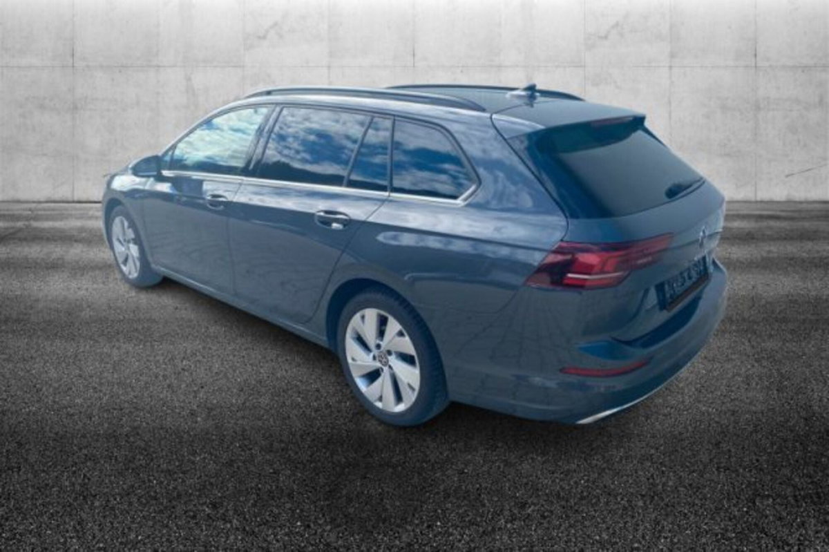 Volkswagen Golf Variant 1.5 eTSI EVO ACT DSG Style (3)