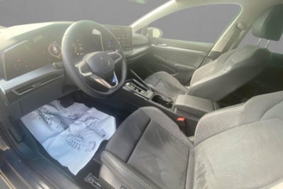 Volkswagen Golf Variant 1.5 eTSI EVO ACT DSG Style (6)