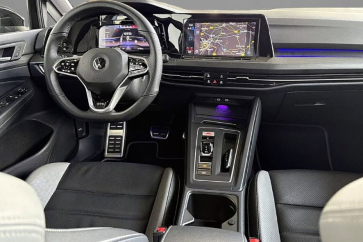 Volkswagen Golf 2.0 TDI GTD DSG (6)