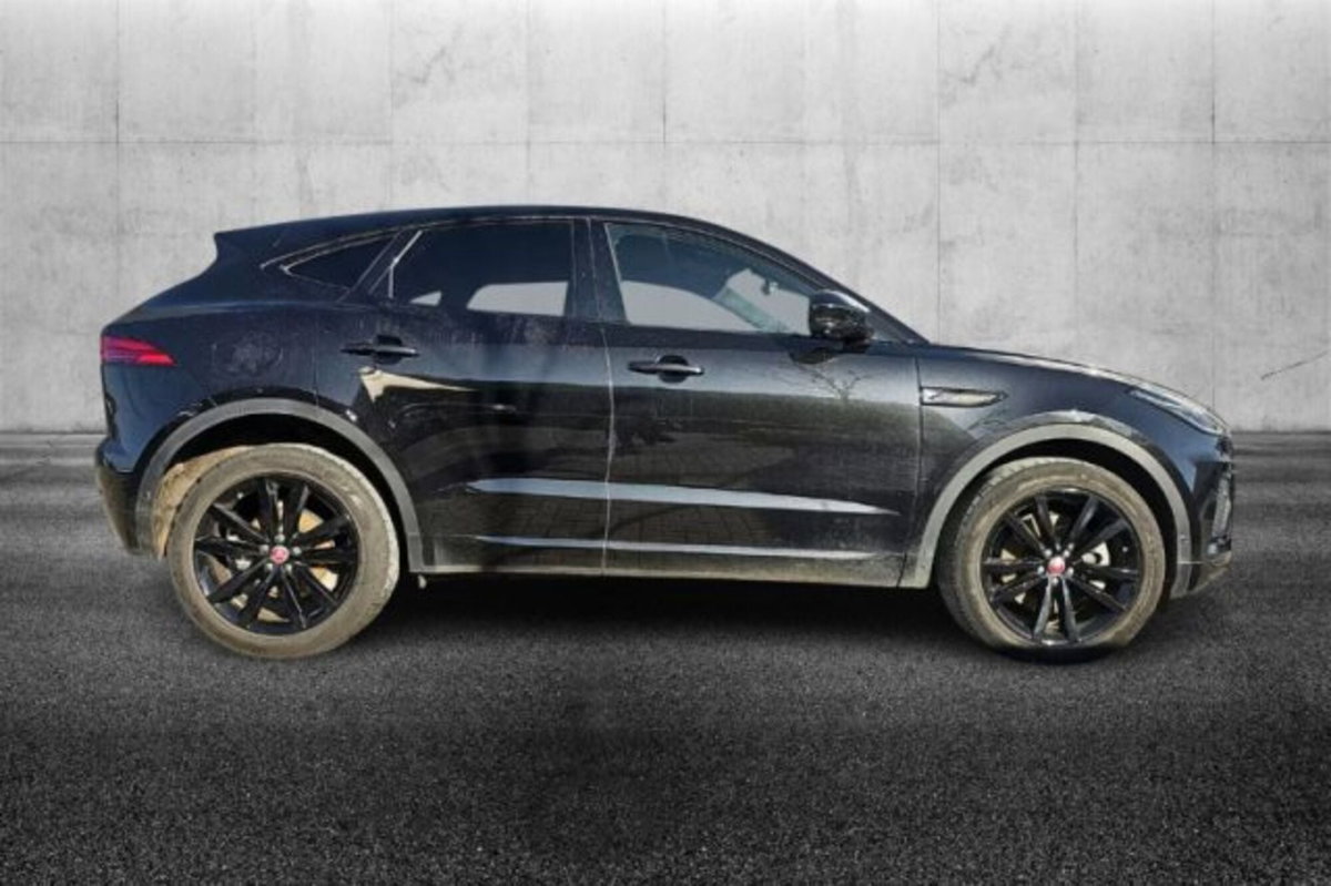 Jaguar E-Pace 2.0d i4 mhev R-Dynamic HSE awd 163cv auto (3)