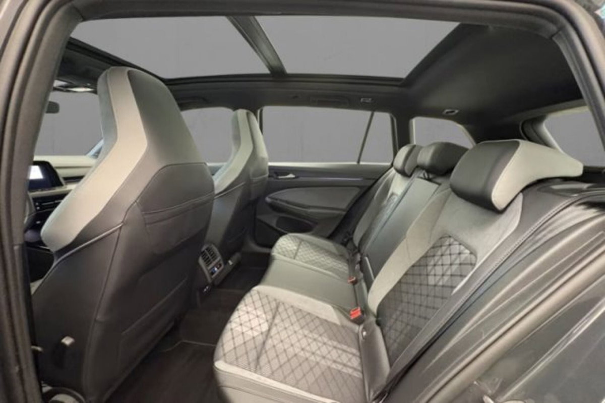 Volkswagen Golf Variant 2.0 TDI 150 CV DSG SCR 4Motion R-Line (7)