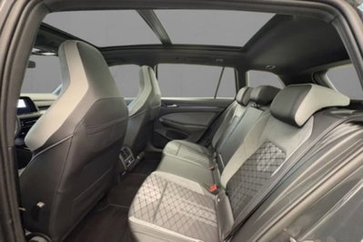 Volkswagen Golf Variant 2.0 TDI 150 CV DSG SCR 4Motion R-Line (7)