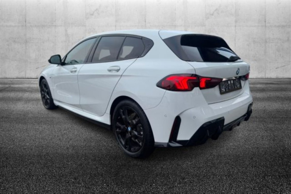 BMW Serie 1 120 48V MSport Pro auto (3)