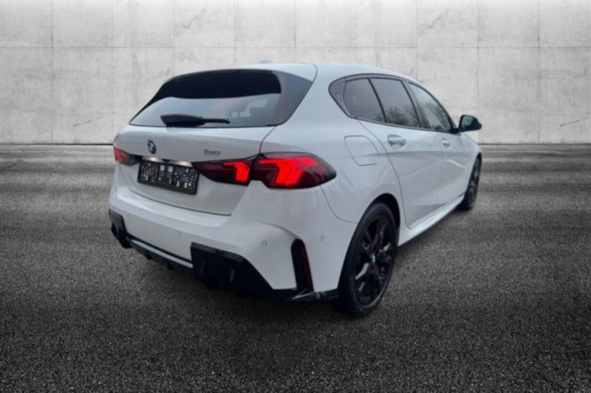 BMW Serie 1 120 48V MSport Pro auto (4)