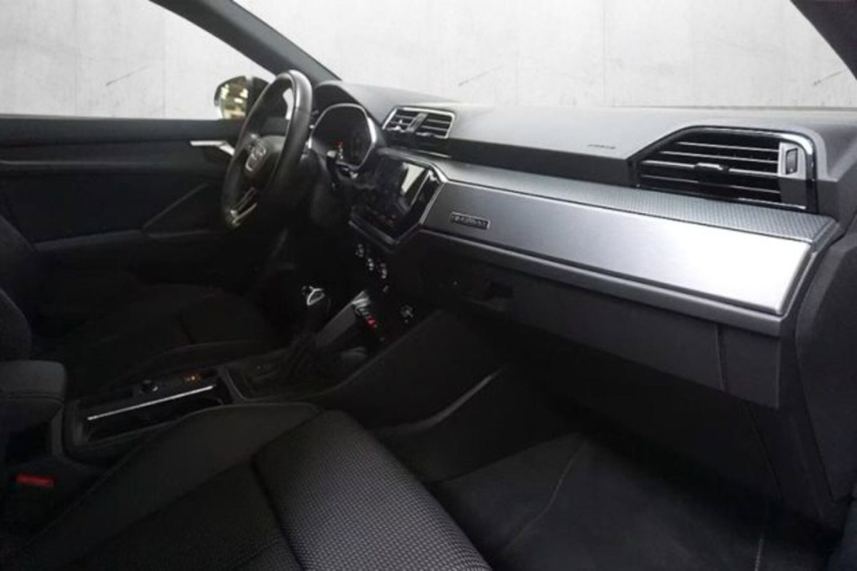 Audi Q3 Sportback 35 TDI quattro S tronic S line edition (6)