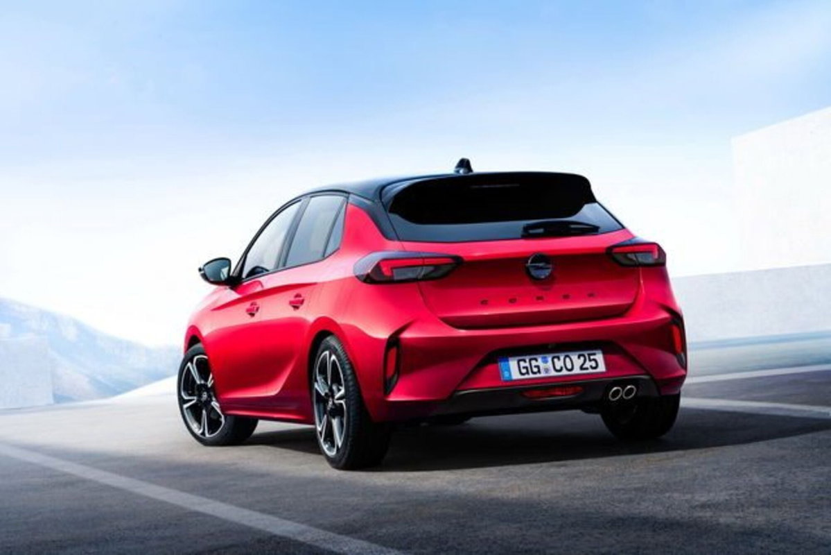 Opel Corsa 1.2 hybrid Ultimate 100cv dct6 (7)