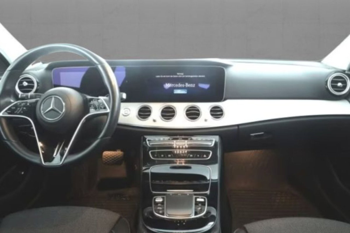 Mercedes-Benz Classe E Station Wagon 220 d 4Matic Auto Business Sport (3)