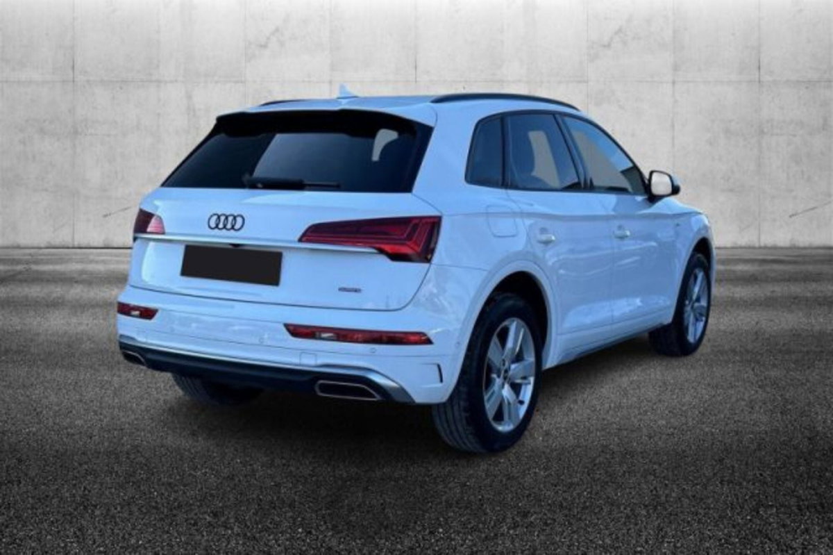 Audi Q5 50 TFSI e quattro S tronic S line plus (2)