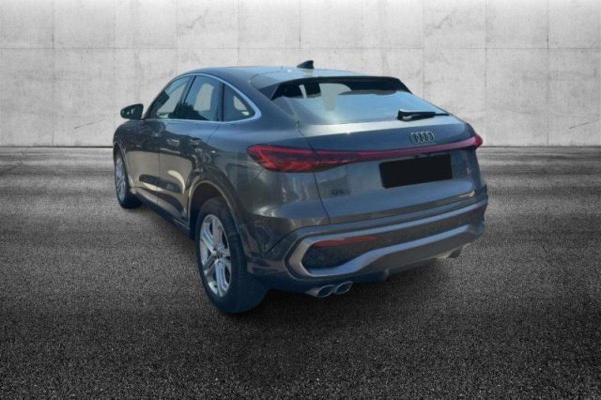 Audi Q5 Sportback 2.0 tdi mhev+ S line quattro 204cv s-tronic (3)