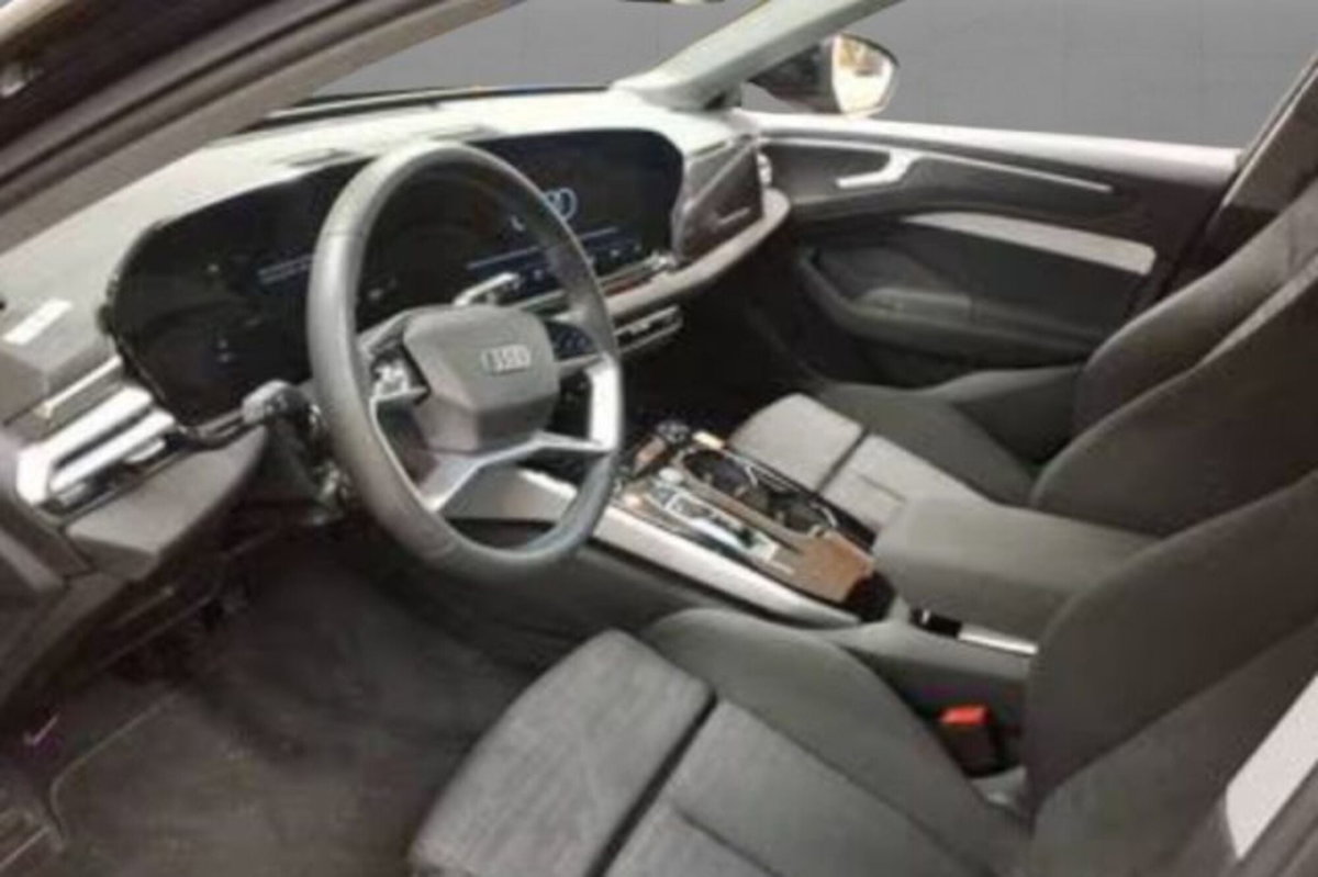 Audi A6 Avant 40 2.0 TDI quattro ultra S tronic Business (3)