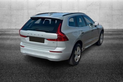 Volvo XC60 B4 automatico Core (2)