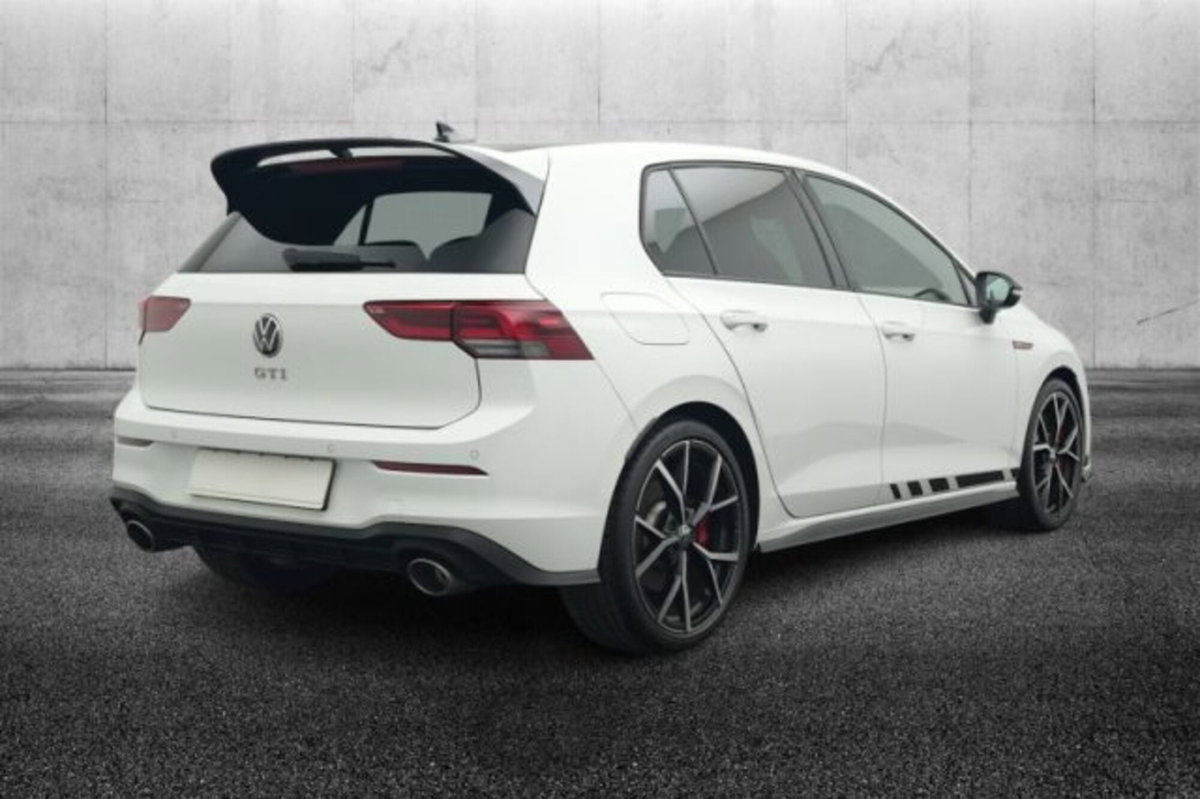 Volkswagen Golf 2.0 TSI GTI DSG Clubsport 45 (4)