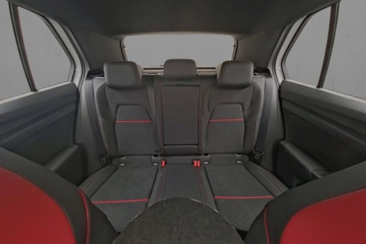 Volkswagen Golf 2.0 TSI GTI DSG Clubsport 45 (7)