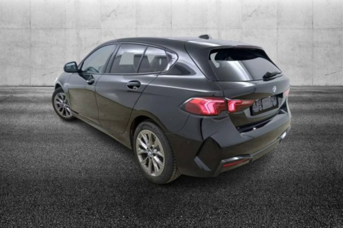 BMW Serie 1 120 48V auto (3)