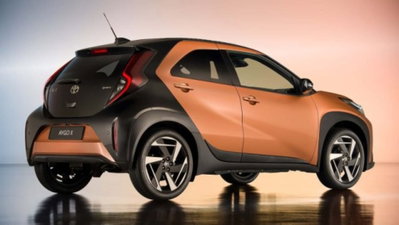 Toyota Aygo X 1.5 hybrid GR Sport e-cvt nuova