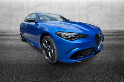 Alfa Romeo Giulia 2.9 T V6 AT8 Quadrifoglio (2)