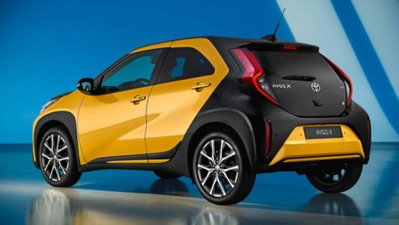 Toyota Aygo X 1.5 hybrid e-cvt nuova