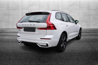 Volvo XC60 T8 Recharge AWD Plug-in Hybrid R-design (2)