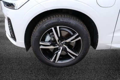 Volvo XC60 T8 Recharge AWD Plug-in Hybrid R-design (7)