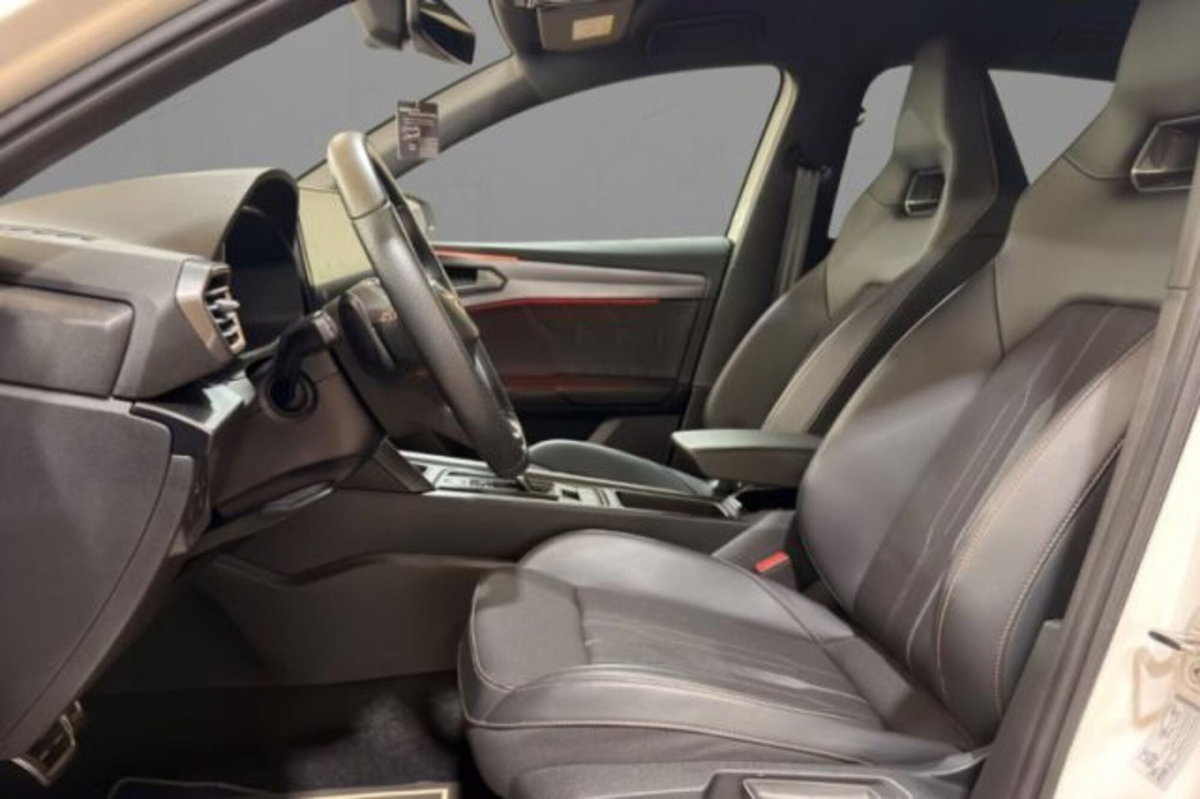 Cupra Leon Leon 1.4 e-HYBRID 245 CV DSG (7)