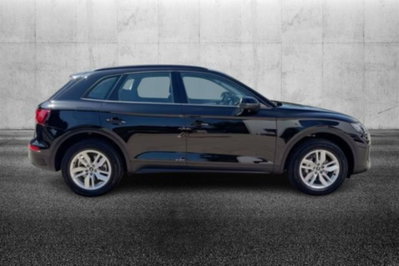 Audi Q5 50 TFSI e quattro S tronic Business Design (5)