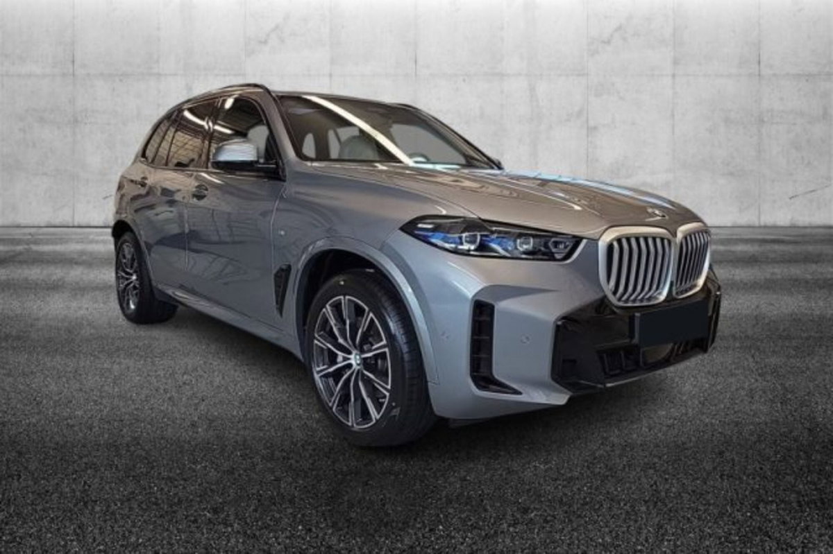 BMW X5 xDrive30d 48V Msport (2)